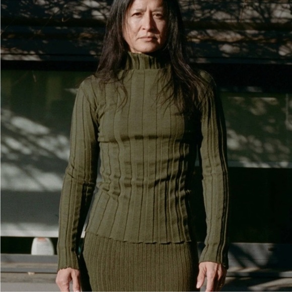 Baserange Adler Turtleneck Sweater Green Merino Wool Ribbed Forest Small Winter - Picture 2 of 13